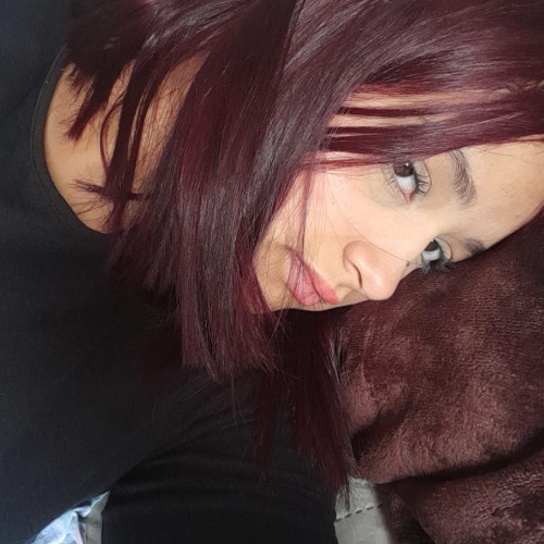 Emely V. profile photo