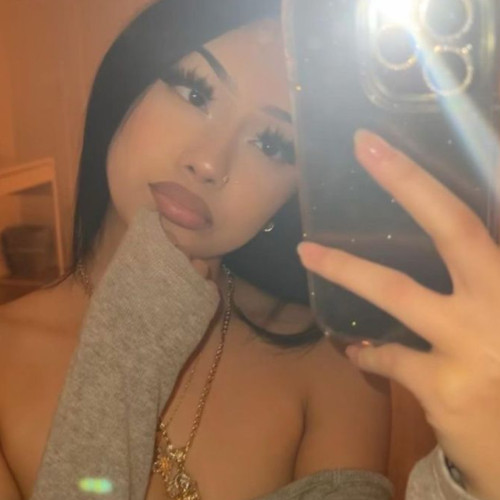 Mia B. profile photo