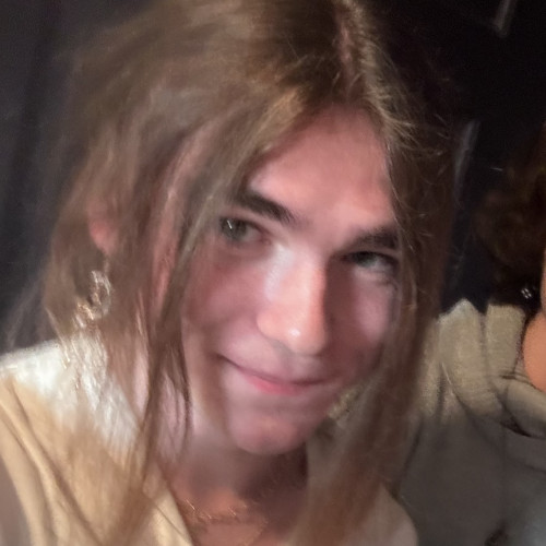 London W. profile photo
