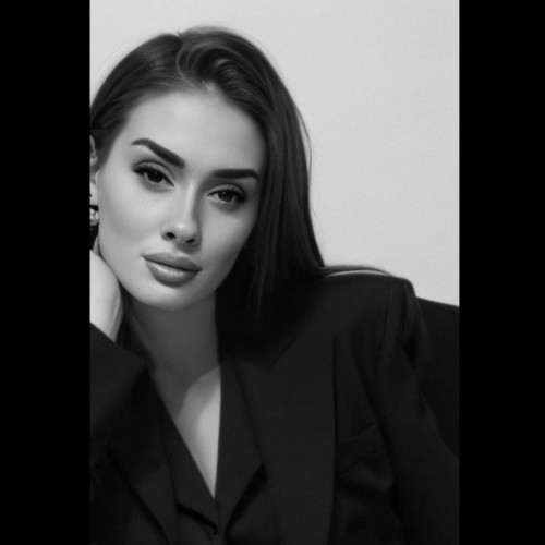 Daniela J.