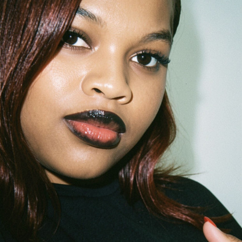 Olona M. profile photo