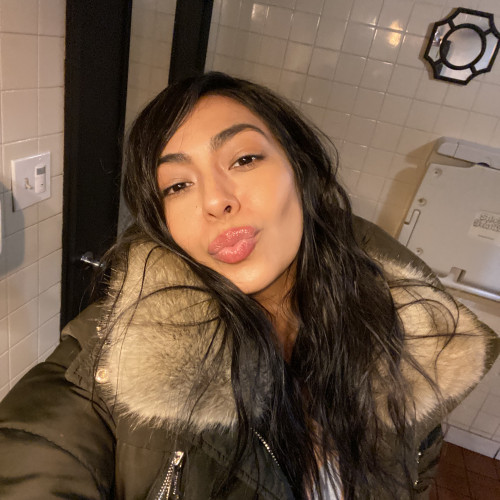 Angelique C. profile photo