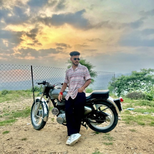 Akash R.