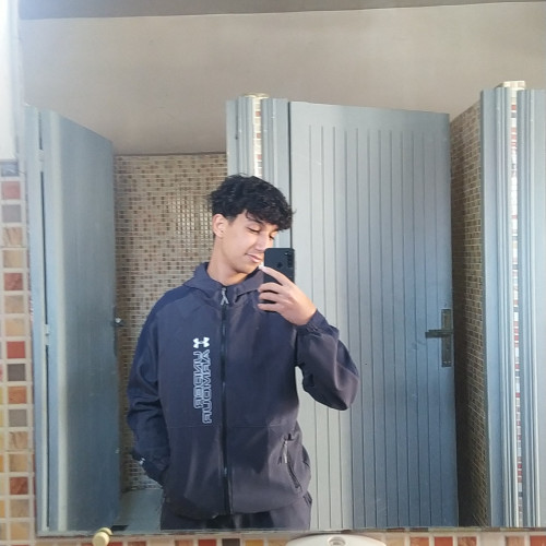 Taha L. profile photo