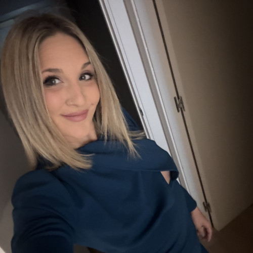 Cristina  V. profile photo