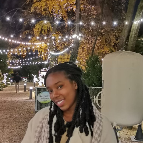 Sharon  B. profile photo