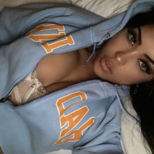 Cara M. profile photo