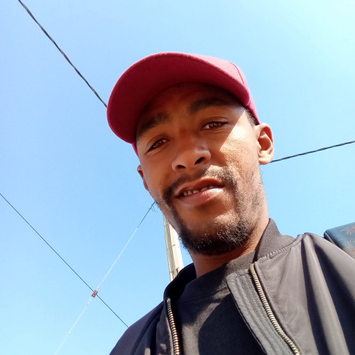 Rowen M. profile photo