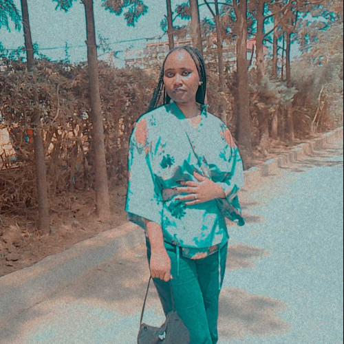 leina n. profile photo