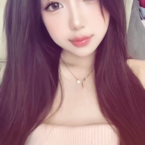 Yunjin P.