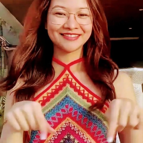 Jeehla R.