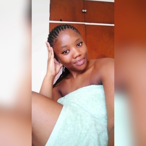 Ayanda  N.