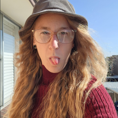 Kat M.