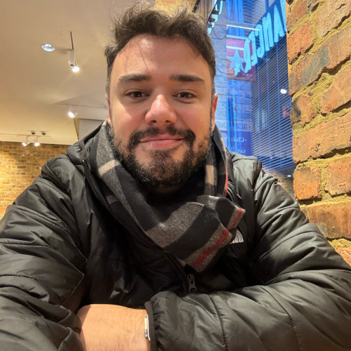 ale v. profile photo