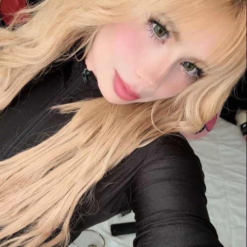 mia d. profile photo