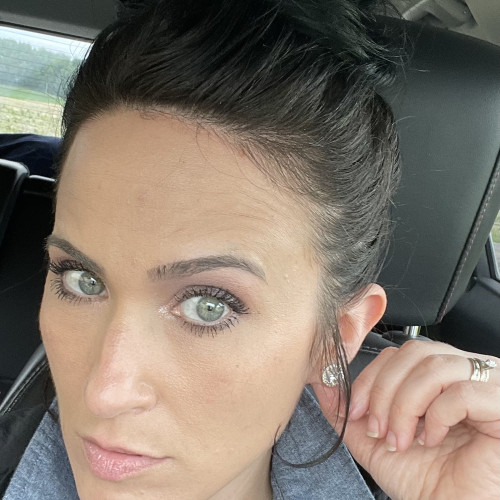 Toni C. profile photo