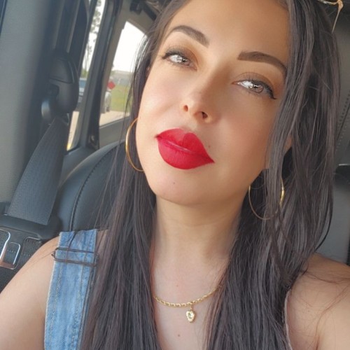 Erika R.