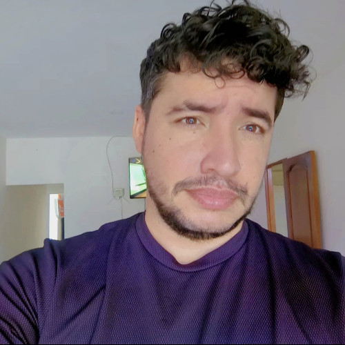 Carlos L. profile photo