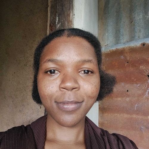 Naomy Y. profile photo