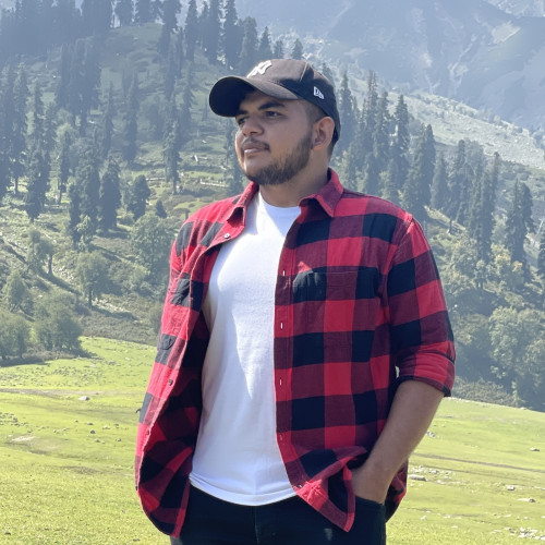 YASH P. profile photo