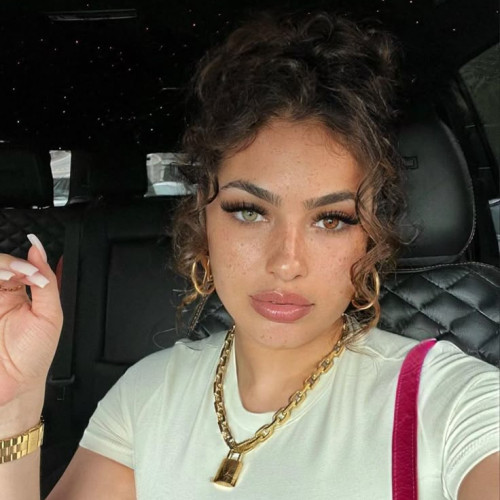 Layla  M.