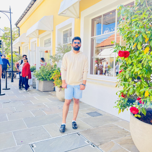 Arav A. profile photo