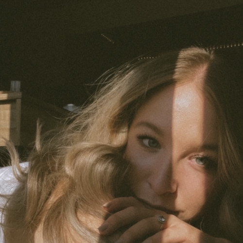 Avery  B. profile photo