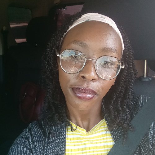 Mumbi N. profile photo