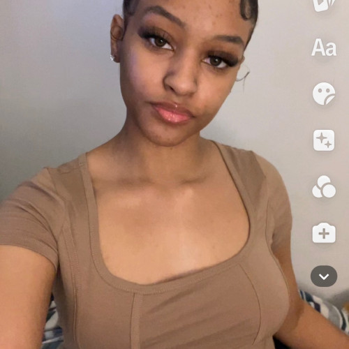 LeYah G.