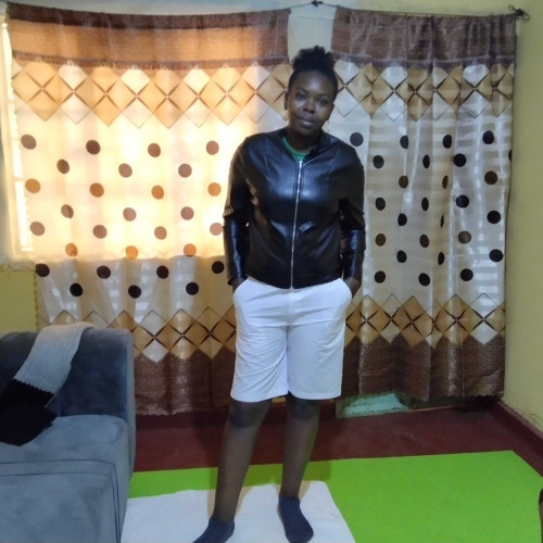 Esther R. profile photo