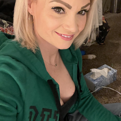 lisa b.