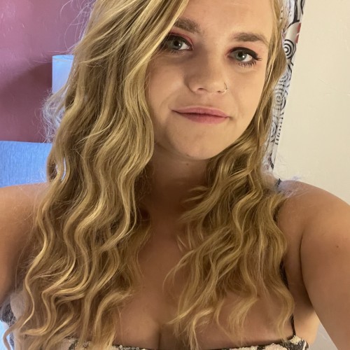 Julia S.