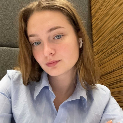 ISABELLA L. profile photo
