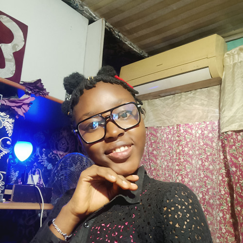 Favour L. profile photo