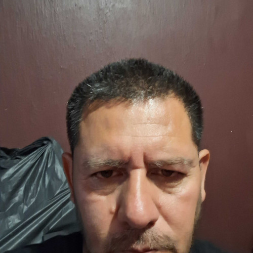 mauricio r. profile photo
