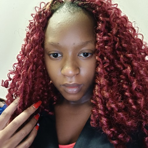 Nomathemba  M.