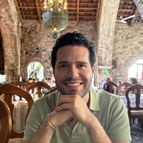 Miguel R.