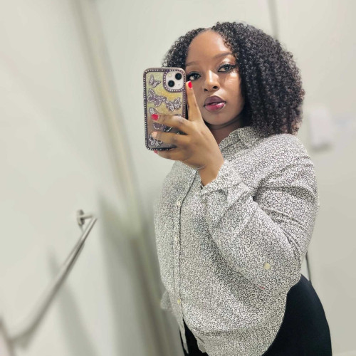 Ummy O. profile photo