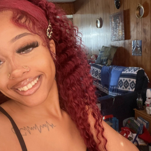 Leah B. profile photo