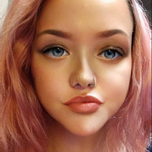 Lily L. profile photo
