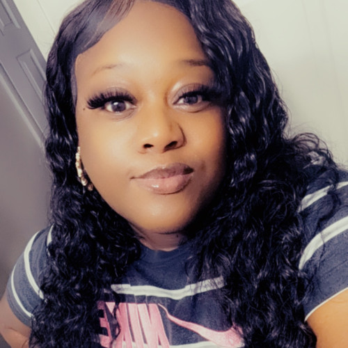 Nina L. profile photo