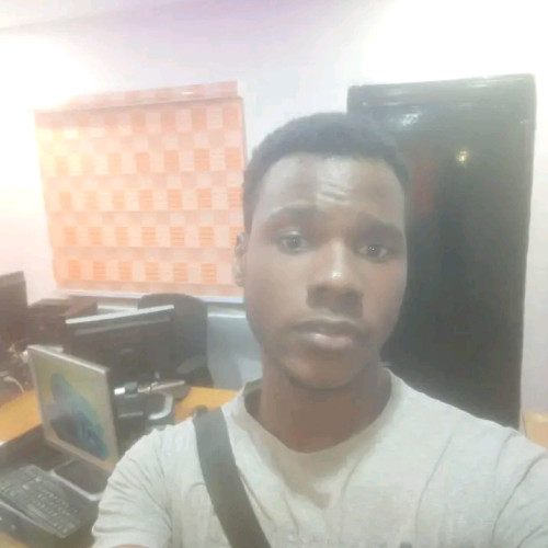 Uche e. profile photo