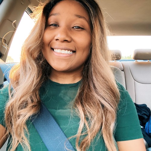 Tati M. profile photo