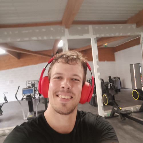 Julien M. profile photo