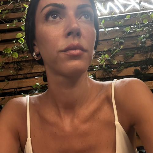 Veronica S. profile photo