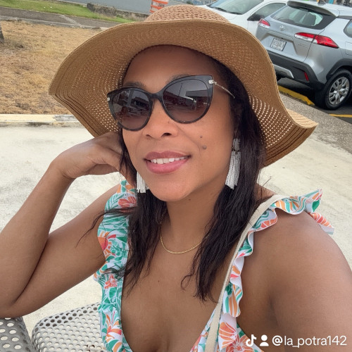 Yosaira B.