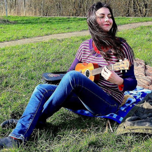Suzana L.