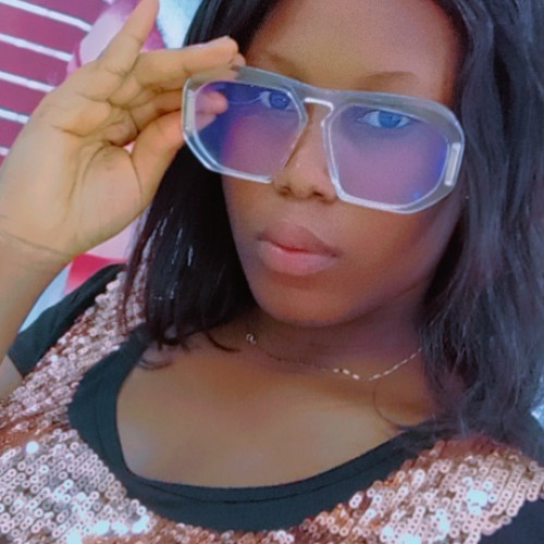 Esther O. profile photo