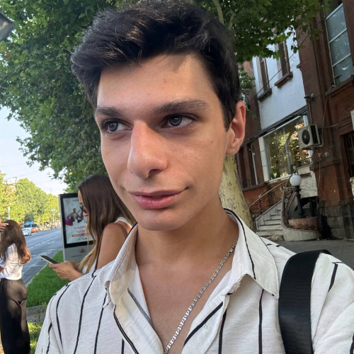 Arman A. profile photo
