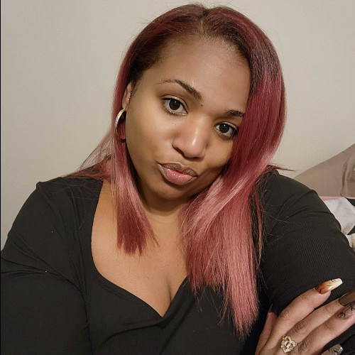 darihana m. profile photo